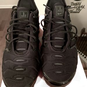 Air Vapormax Plus "Triple Black